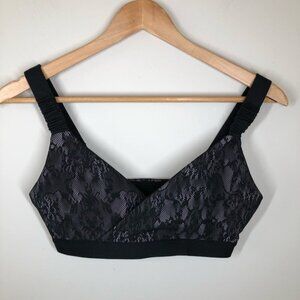 Fabletics Black Lace Look  Surplice Sports Bra Size Small